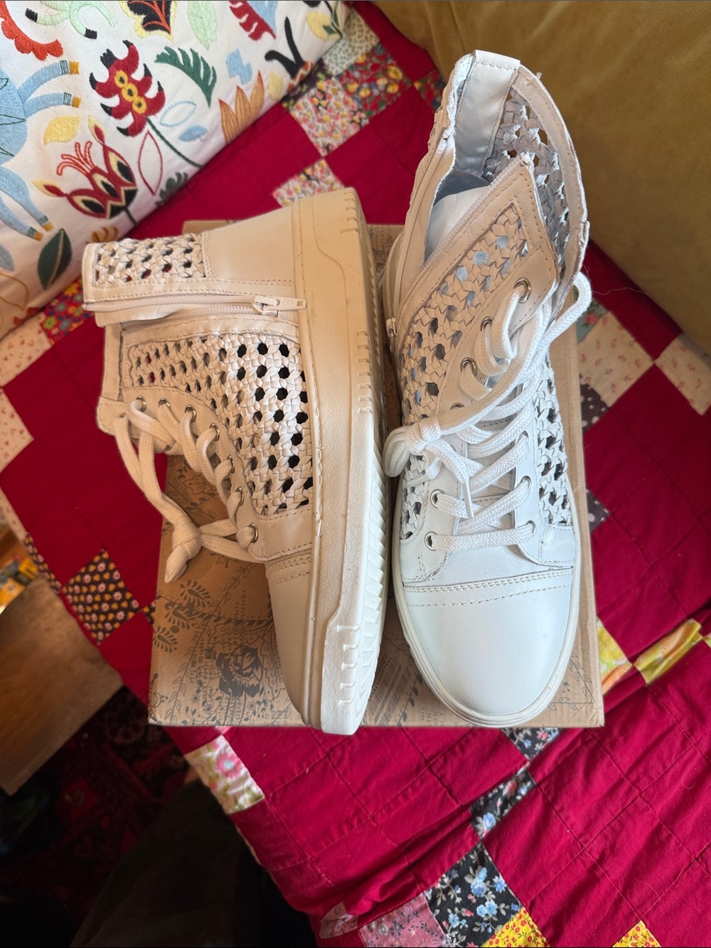 New With box Free People White High-Top Lace-Up Ankle Boots